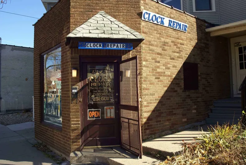Brumley's Old Clock Shop, Clock Repair Service in Madison