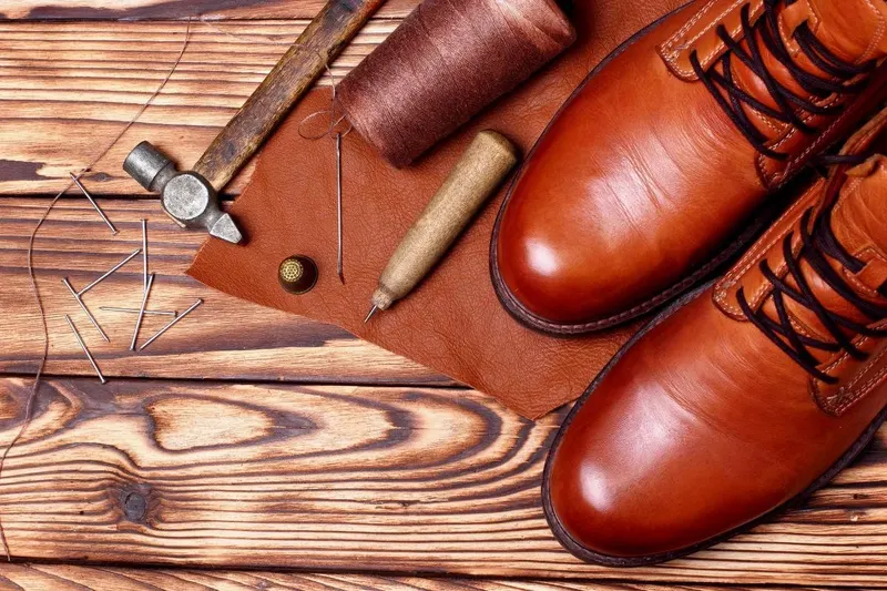 Lee's Rod Reel & Shoe Repair, Shoe Repair Shop in Wilmington