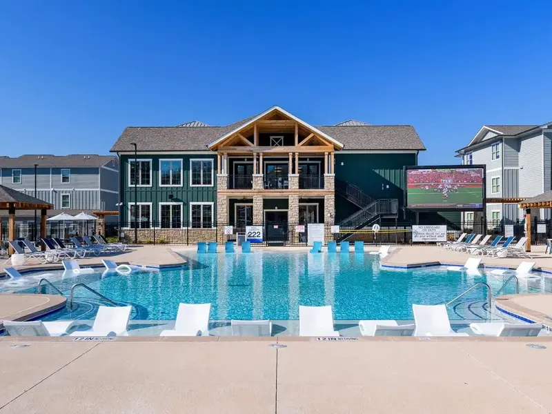 Pearl Pool Plastering, Swimming Pool Contractor in Raleigh