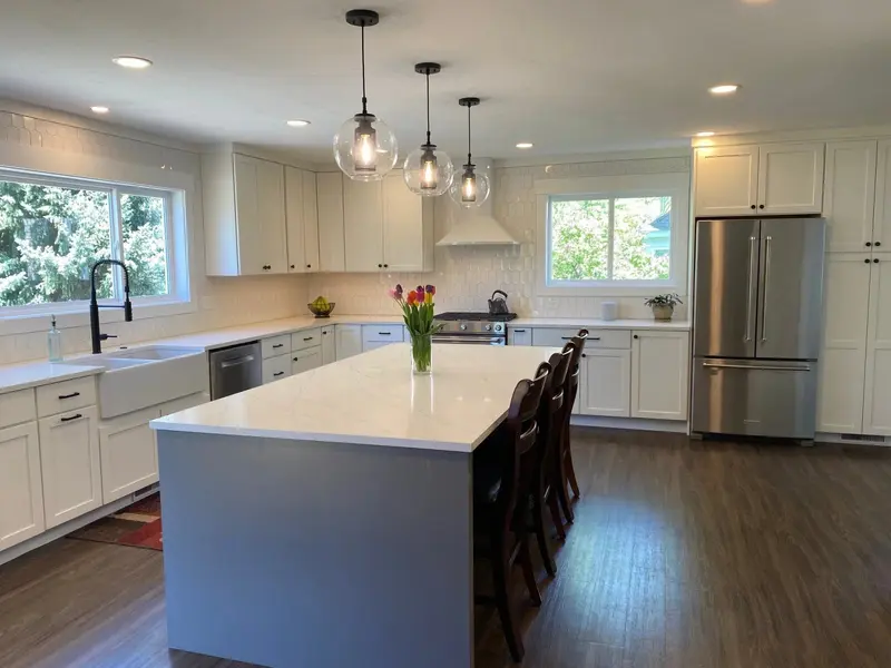 Modern Granite & Tile Transformations, Countertop Contractor in Belgrade