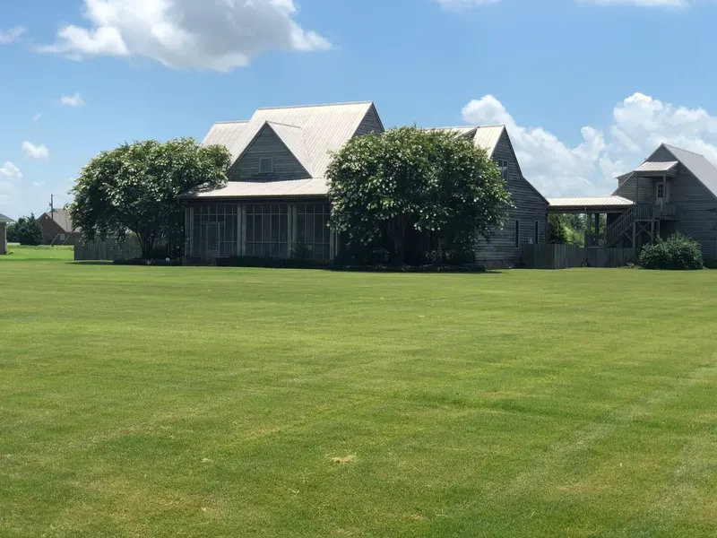 Nutra-Green, Lawn Care Service in Hollandale