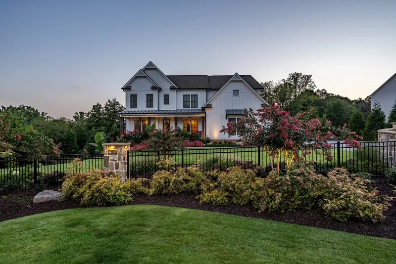 Michaelangelo's Sustainable Landscape & Design Group, Landscaper in Alpharetta