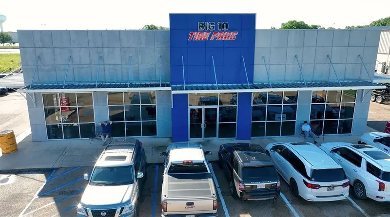 Big 10 Tire Pros, tire shop in Clinton