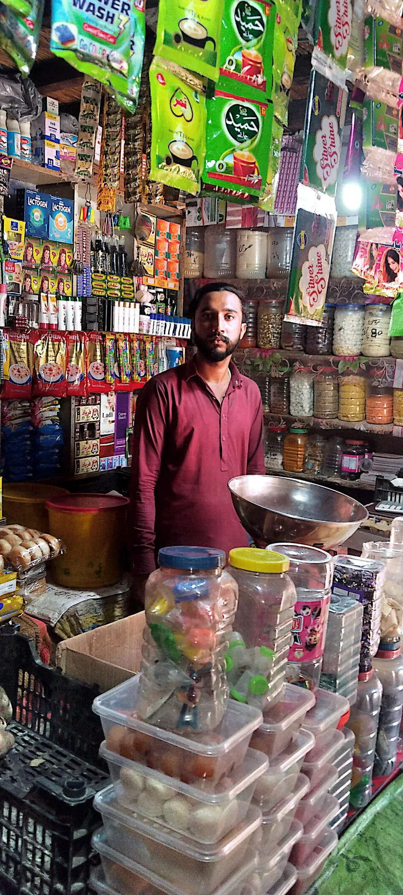 Abdul qadeer karyana store, general store in Sargodha